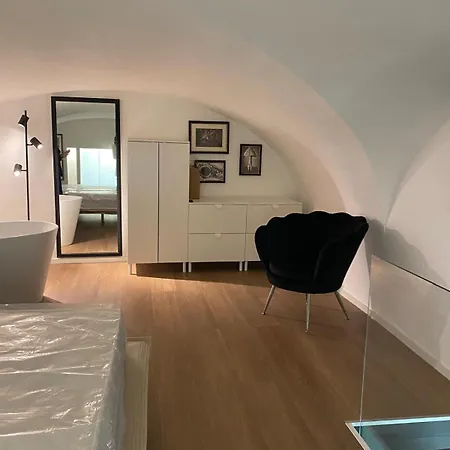 Apartment 65 Cosimano