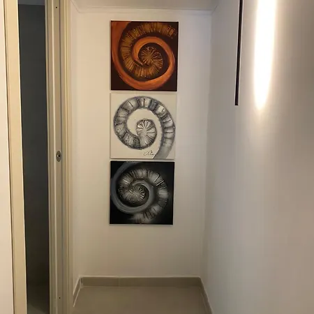 Apartment 65 Cosimano *