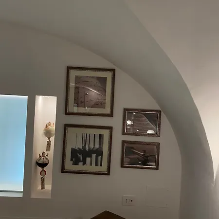 65 Cosimano Apartment *