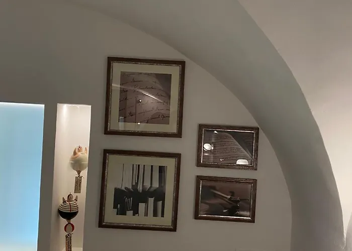 65 Cosimano 公寓 *